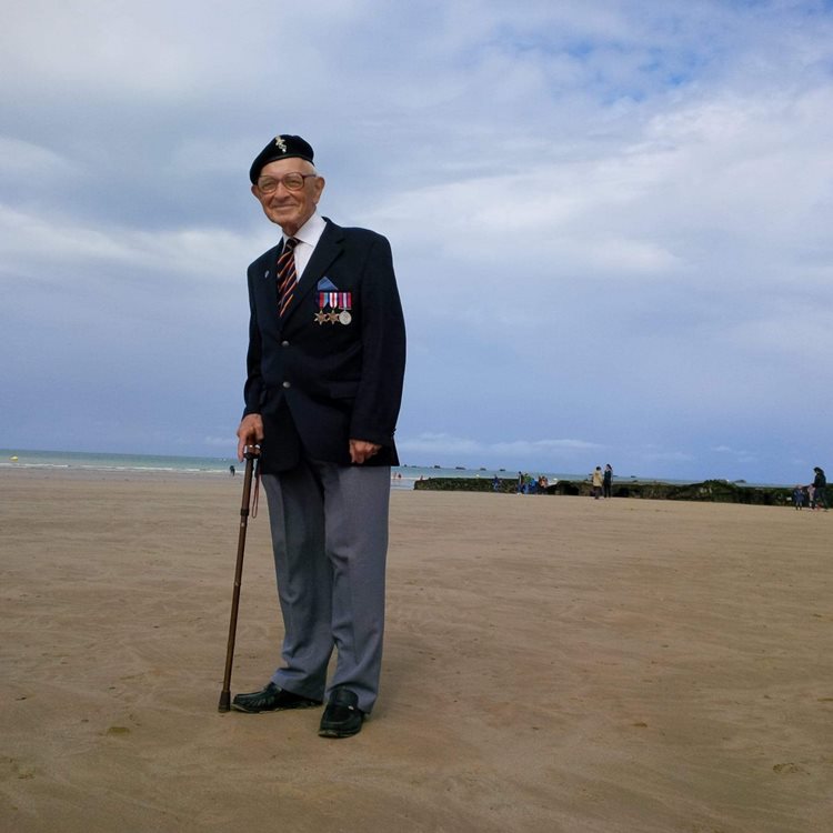 Bowes House helps D-Day veteran reminisce